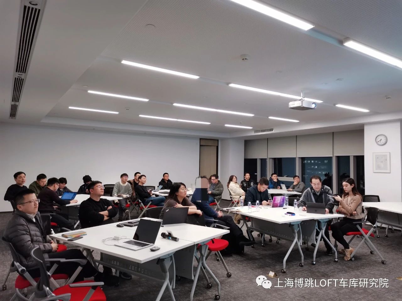 山南杭州LOFT车库专题会
